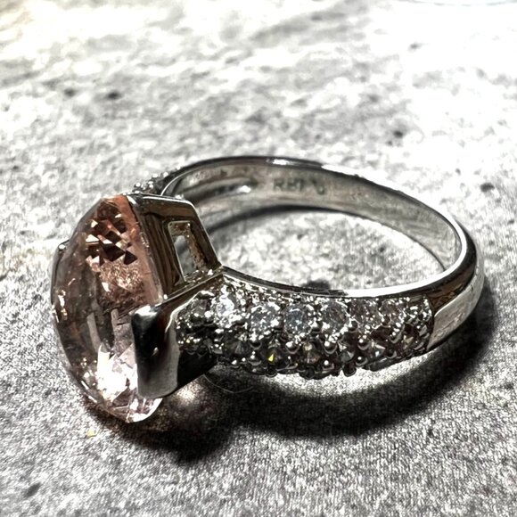 Ring Bomb Party Ring size 6 NWOT Peach stone CZ pave style accents silver color - Picture 5 of 7